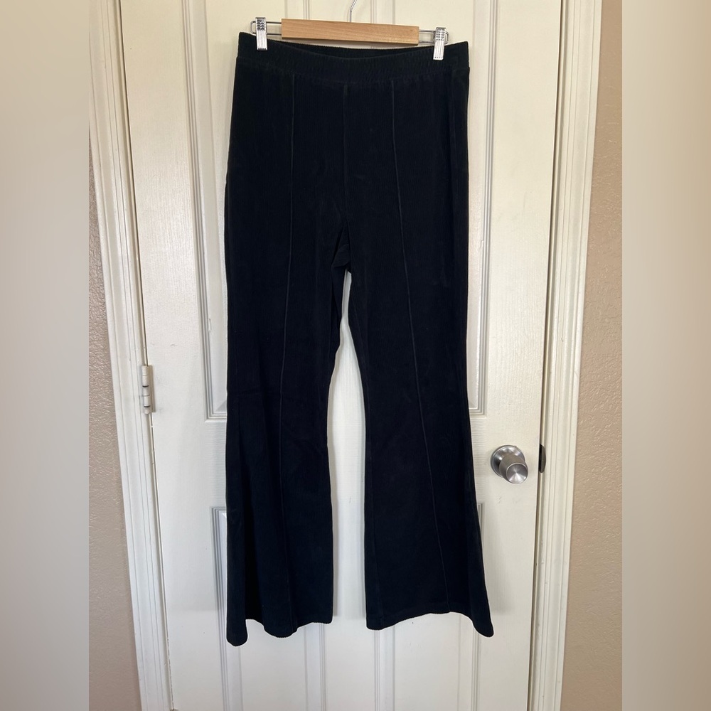 Aerie Black Ribbed Flare Pants Large Long Soft Stretch Pull-On Boho Y2K